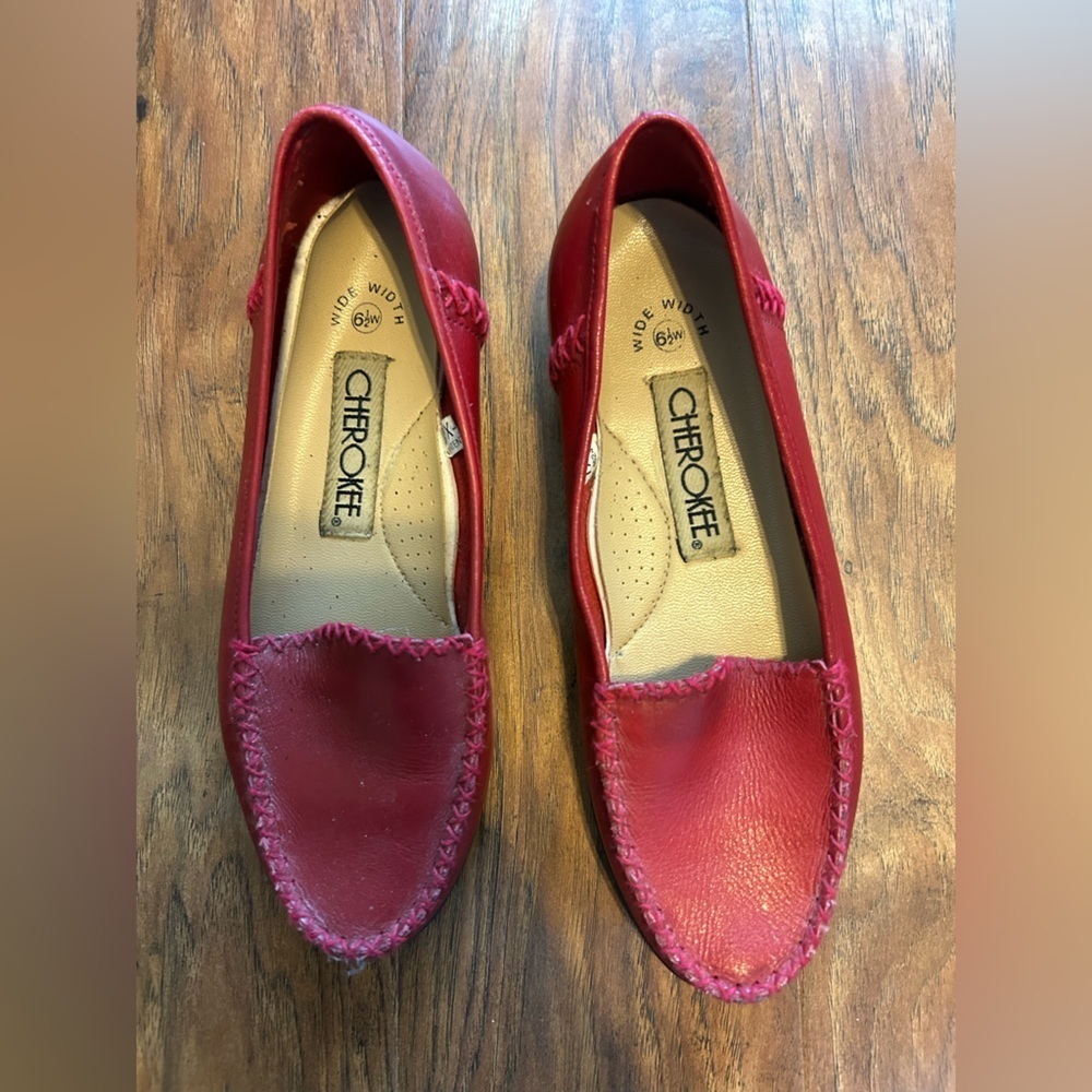 Leather Cherokee Women's Red Loafers - Picture 1 of 5